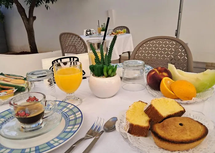 לינה וארוחת בוקר Le Tre Gioie 3*