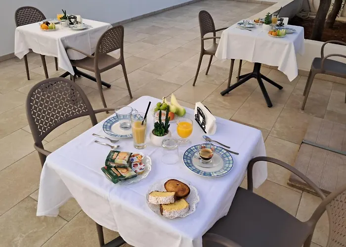 Le Tre Gioie לינה וארוחת בוקר